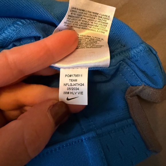 Detroit Lion Amon Ra St Brown jersey, Nike NWOT, kids medium - Picture 4 of 4